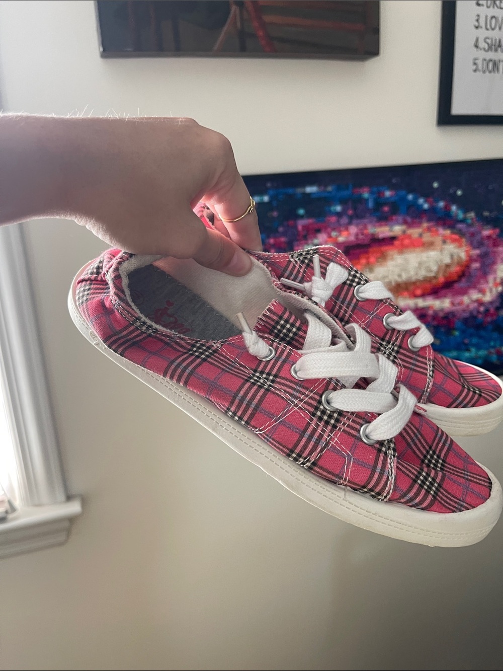 Women's Pink Plaid Lace-Up Canvas Sneakers